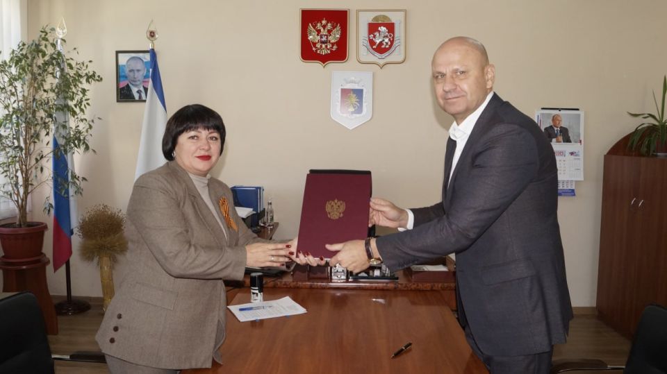 Сегодня ровно год, как Александр Николаевич Харламов работает в должности главы администрации Советского района