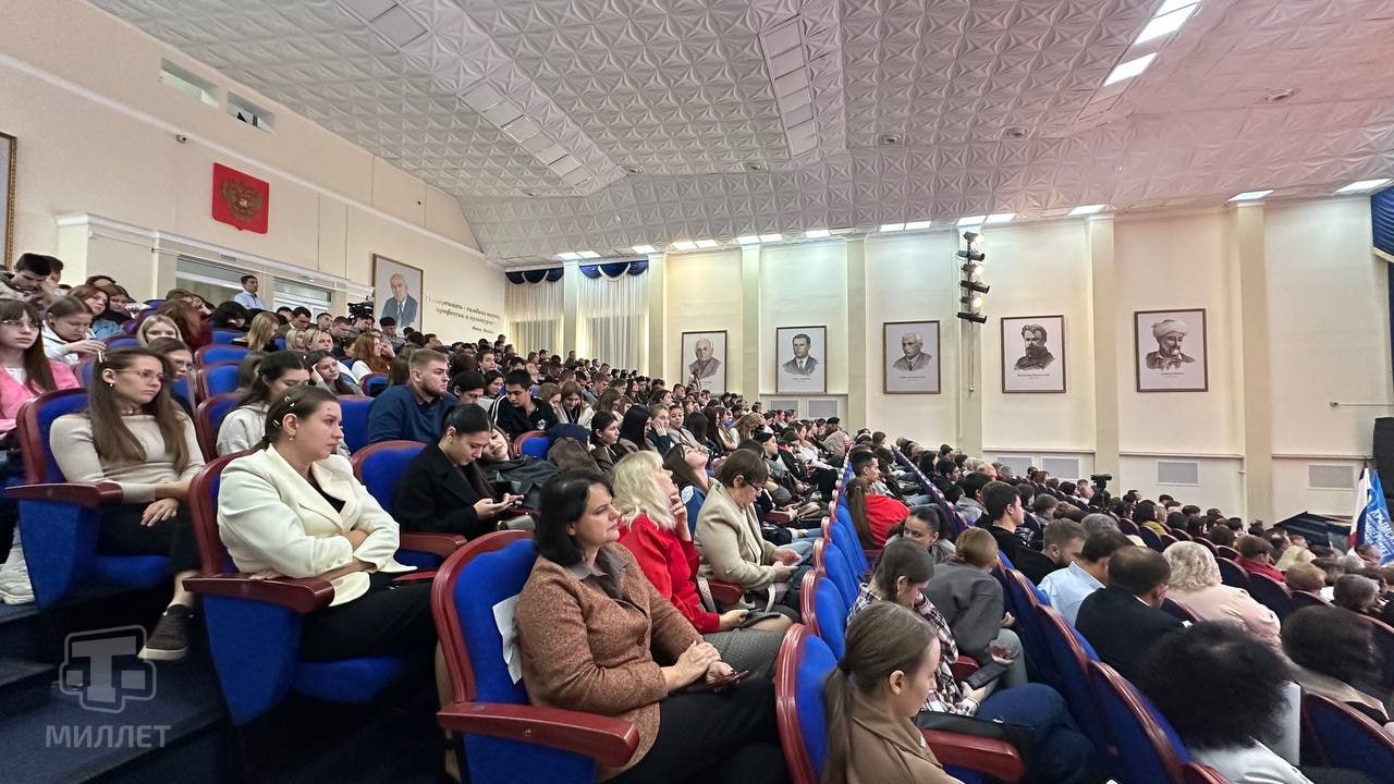 Более 400 участников собрались на третьей международной конференции «Научные чтения памяти Февзи Якубова», которая проходит сегодня в Крымском инженерно-педагогическом университете