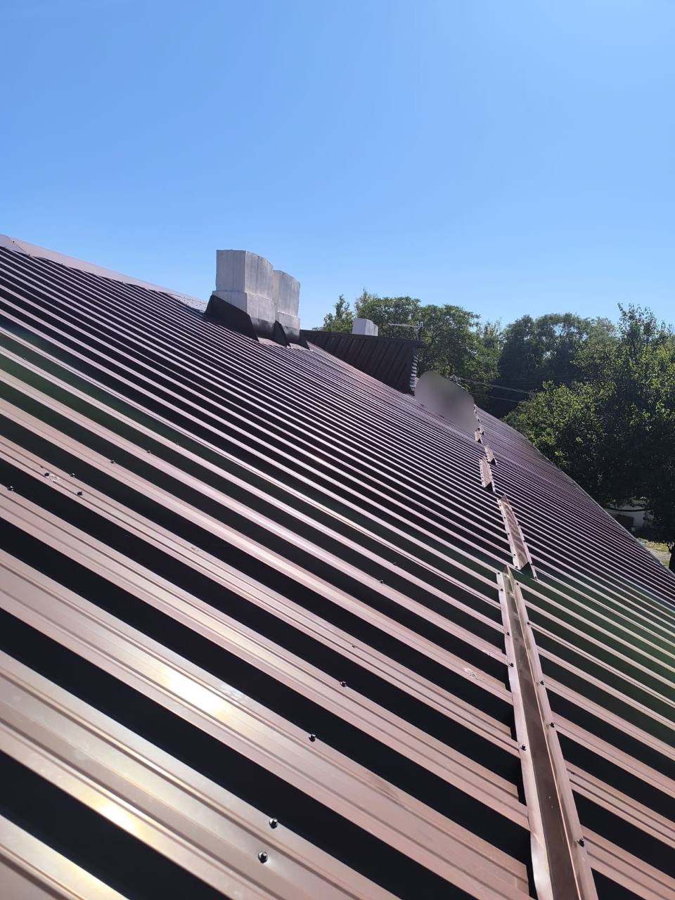 В Ленинском районе возбудили дело о мошенничестве при ремонте крыш многоэтажек