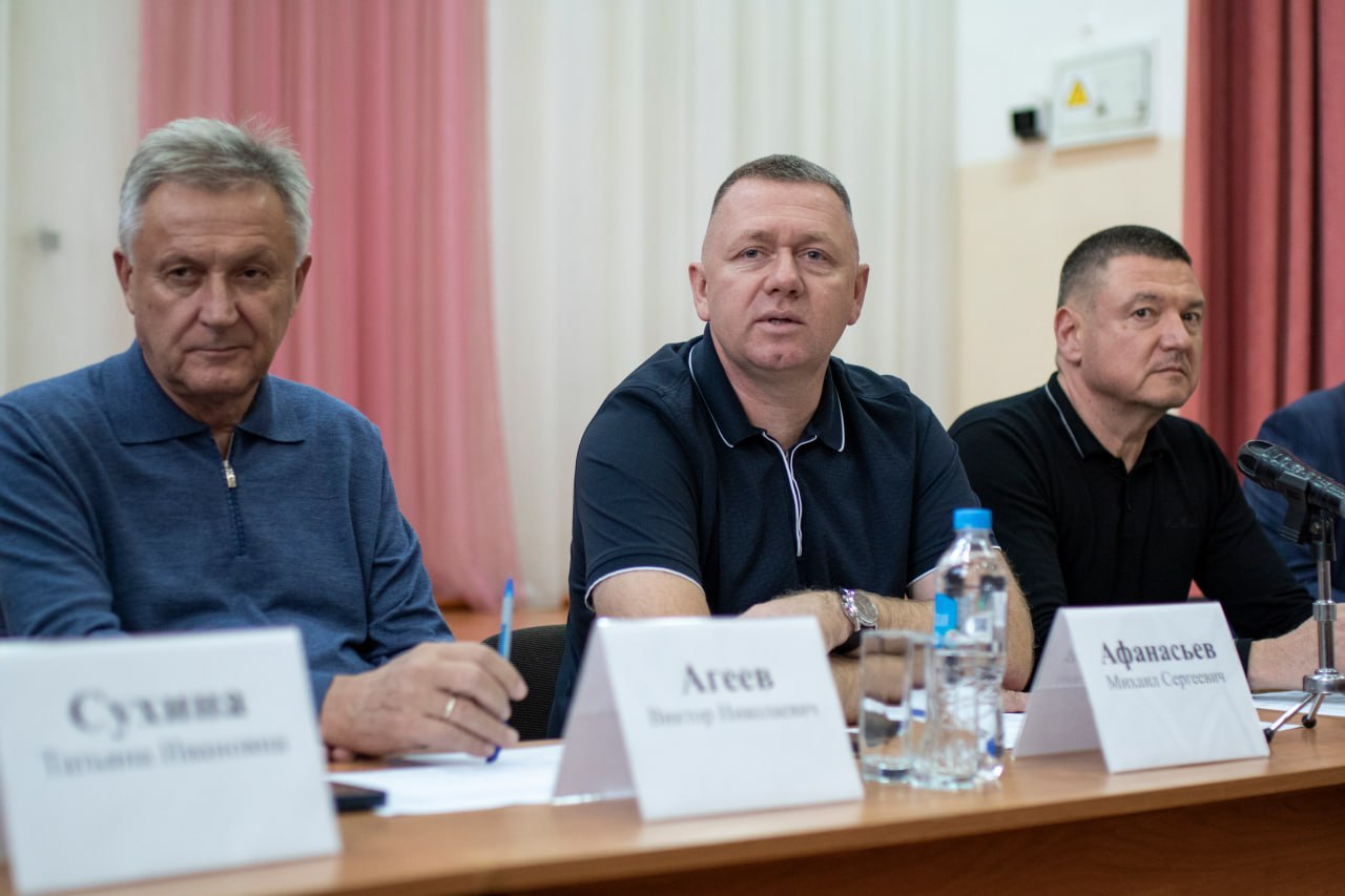 Михаил Афанасьев: Сегодня провели встречу с председателями Советов многоквартирных домов по улицам Бела Куна и Кечкеметской