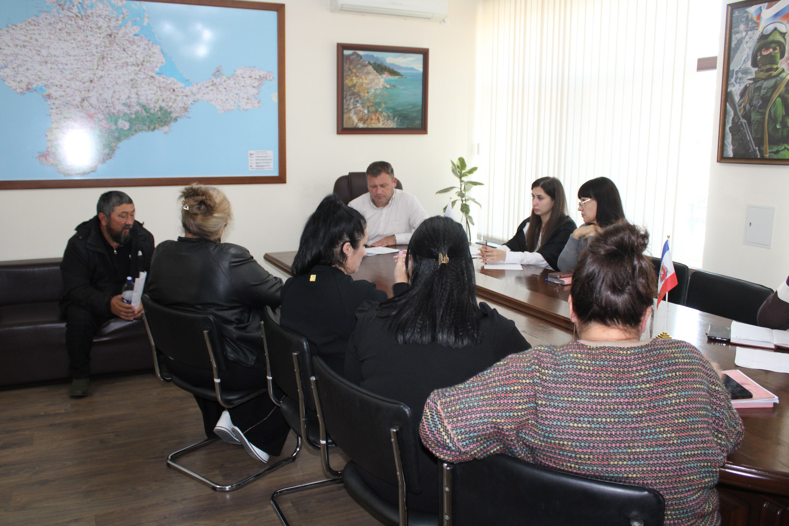 Игорь Крутьков: Вчера провел личный прием граждан Игорь Крутьков: Вчера провел личный прием граждан