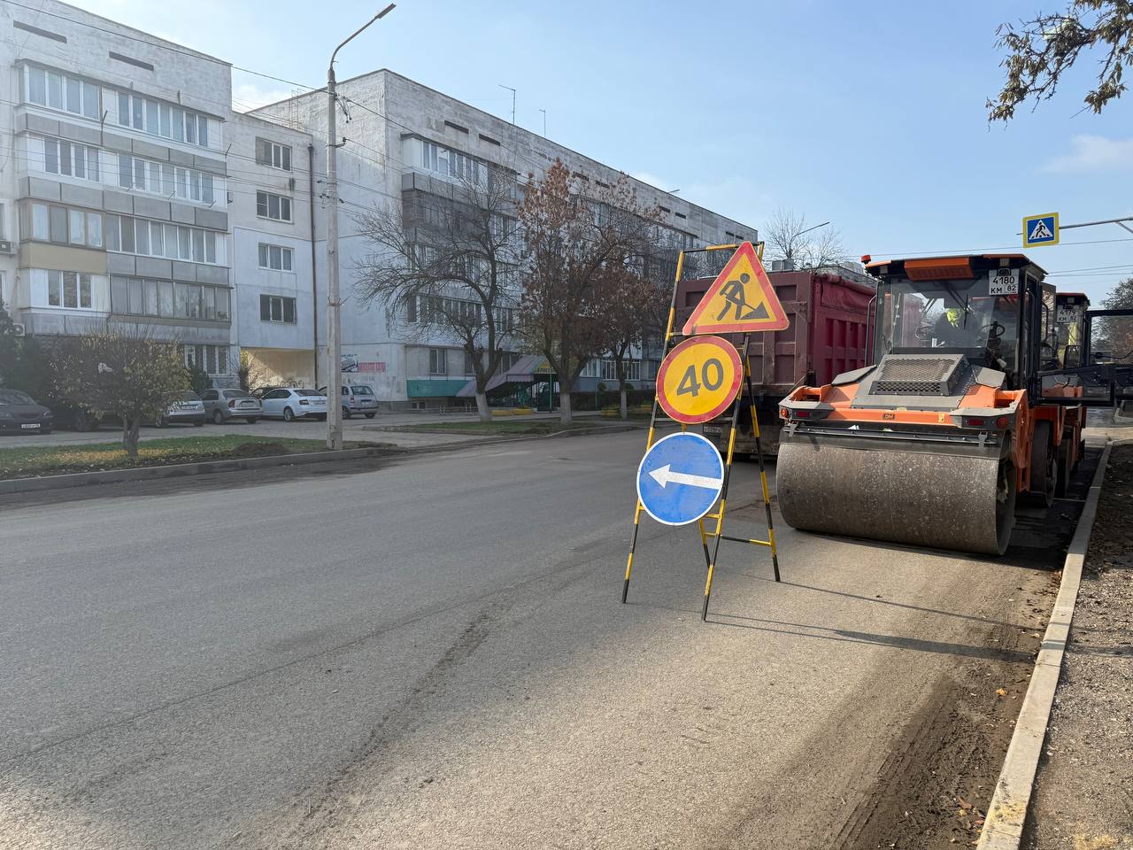 Александр Юрьев: Начался второй этап асфальтирования ул. 9 Мая. Сегодня укладывают выравнивающий слой дорожного покрытия на отрезке от пересечения с ул. Павленко в направлении пр. Победы Александр Юрьев: Начался второй этап асфальтирования ул. 9 Мая. Сегодня укладывают выравнивающий слой дорожного покрытия на отрезке от пересечения с ул. Павленко в направлении пр. Победы