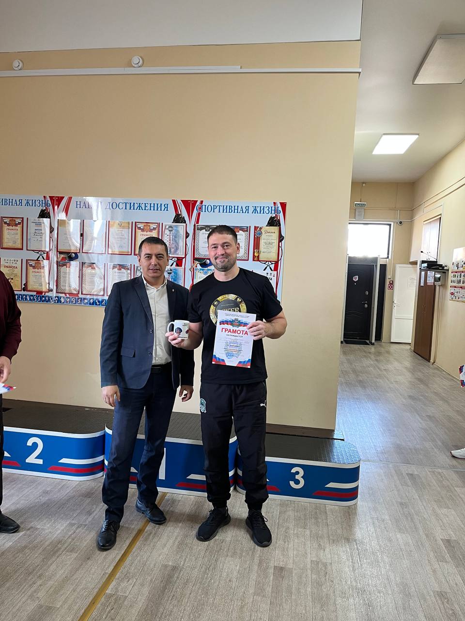 В Симферополе состоялся турнир по настольному теннису среди национально-культурных автономий В Симферополе состоялся турнир по настольному теннису среди национально-культурных автономий