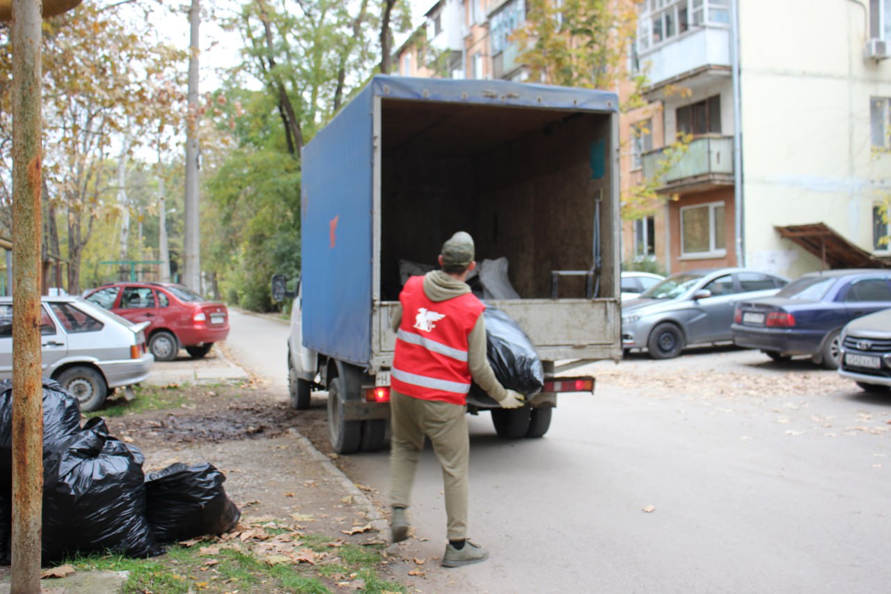 От 70 до 120 мешков листвы От 70 до 120 мешков листвы