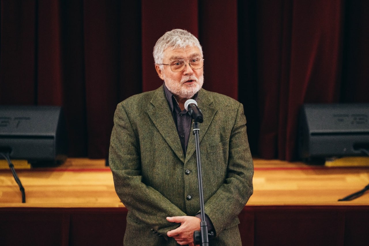 В Следственном комитете состоялся показ литературно-музыкального спектакля «Баллада о женщинах» В Следственном комитете состоялся показ литературно-музыкального спектакля «Баллада о женщинах»