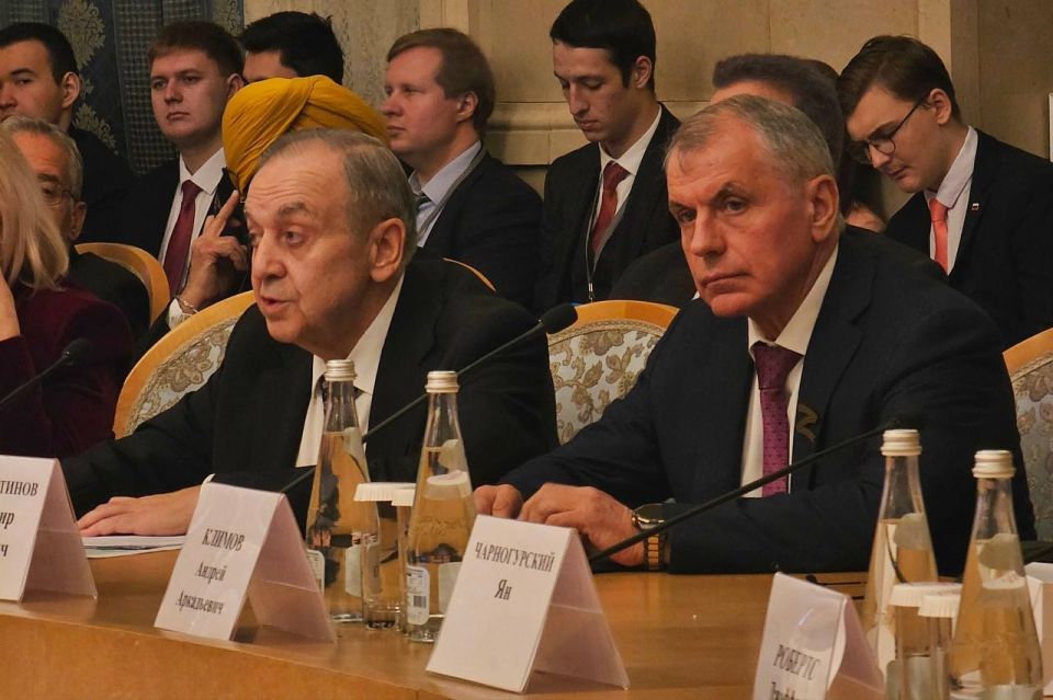 Владимир Константинов принял участие в работе Ялтинского международного форума Владимир Константинов принял участие в работе Ялтинского международного форума
