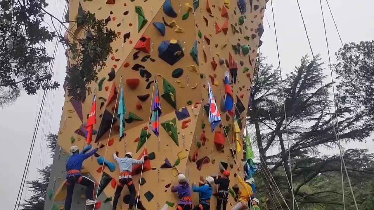 Самый высокий скалодром в России открыли в «Артеке»