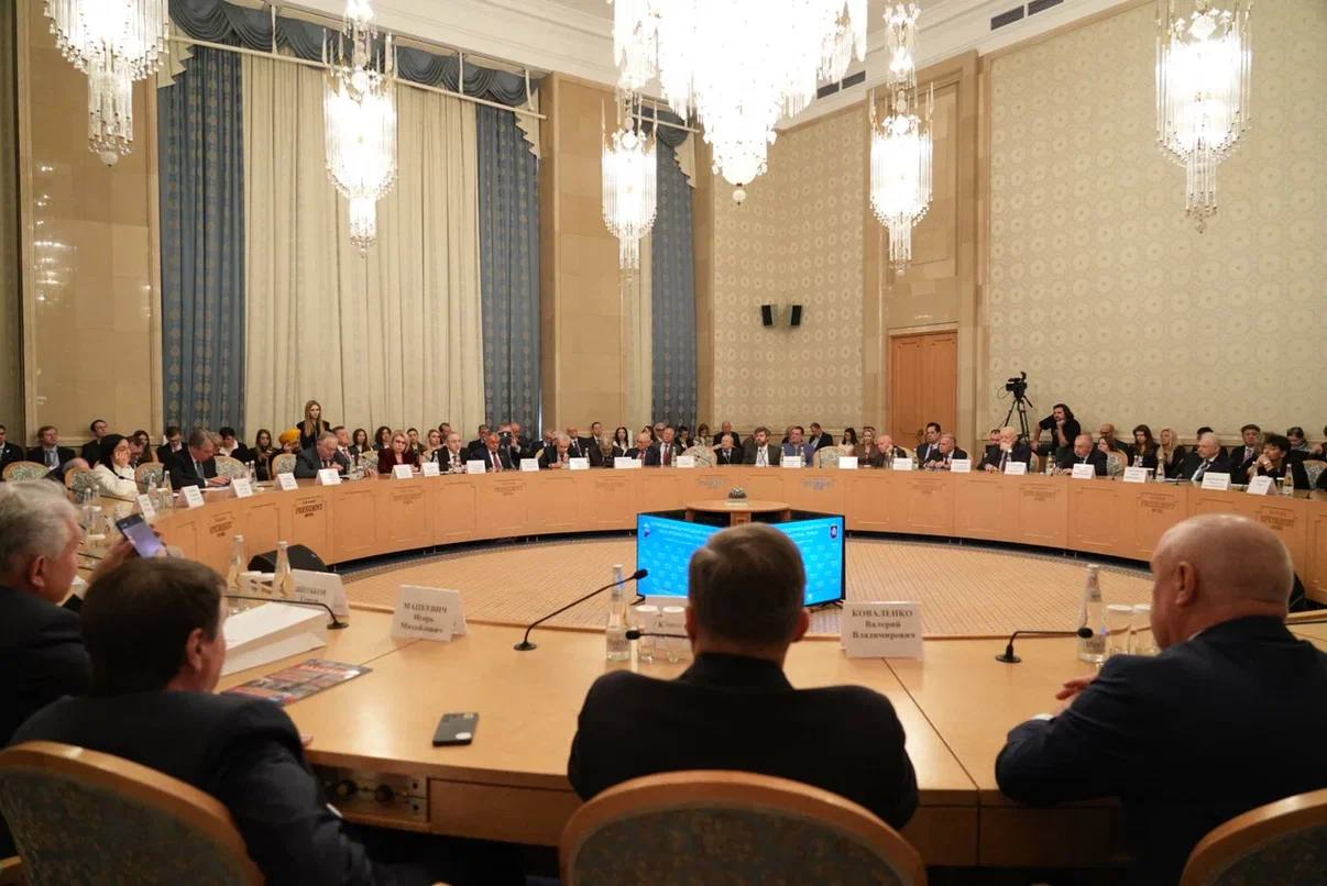 Константин Шимановский: В Москве проходит Ялтинский международный форум Константин Шимановский: В Москве проходит Ялтинский международный форум