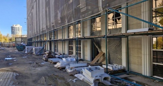 В Симферополе продолжается строительство Крымского государственного детского центра театрального искусства