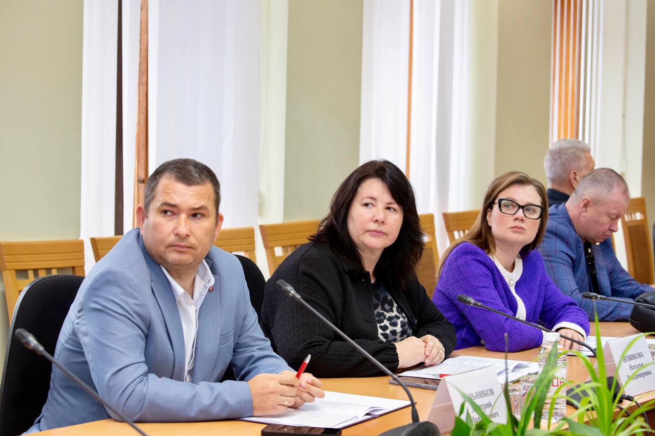 Комитет по курортам и туризму Госсовета Крыма одобрил проект трёхлетнего бюджета отрасли Комитет по курортам и туризму Госсовета Крыма одобрил проект трёхлетнего бюджета отрасли