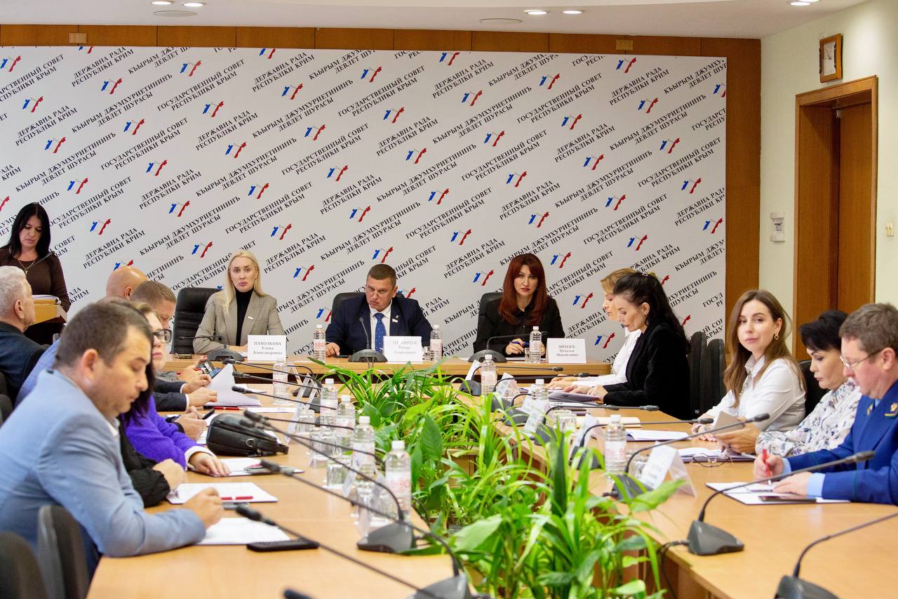 Комитет по курортам и туризму Госсовета Крыма одобрил проект трёхлетнего бюджета отрасли Комитет по курортам и туризму Госсовета Крыма одобрил проект трёхлетнего бюджета отрасли