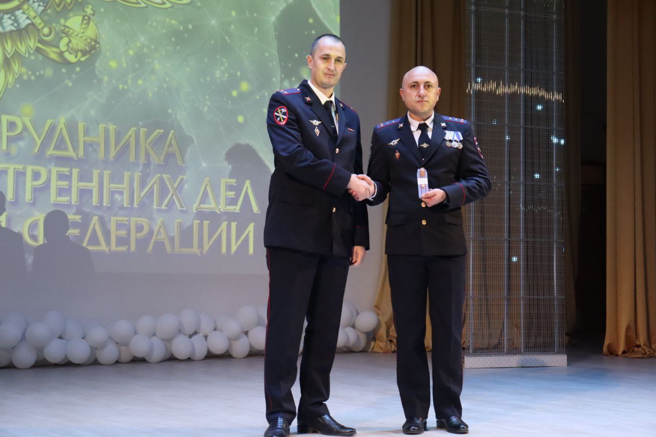 Владислав Хаджиев: Ваша служба и опасна и трудна! Владислав Хаджиев: Ваша служба и опасна и трудна!