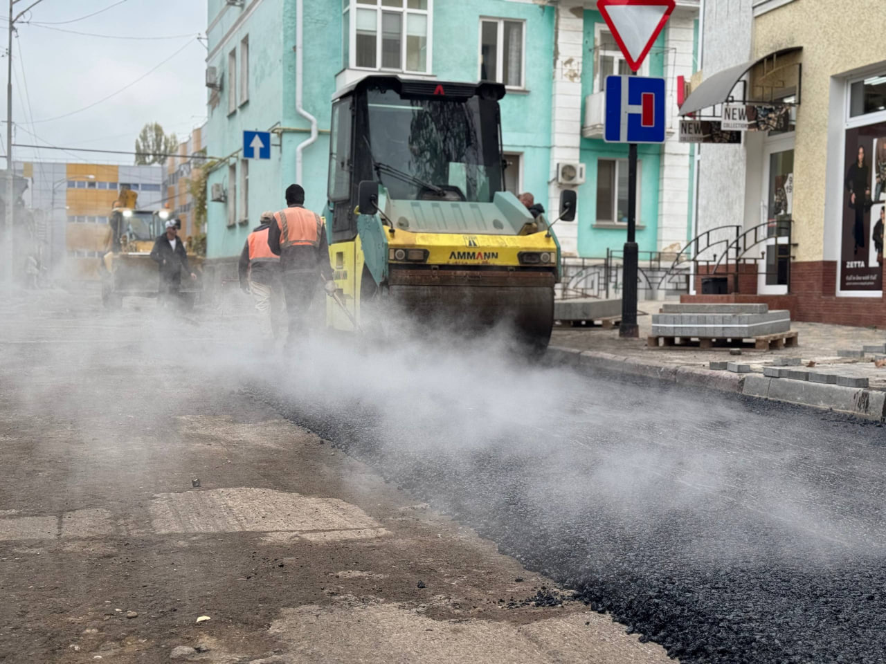 Подрядная организация «Крым-Магистраль» приступила к асфальтированию Кооперативного переулка Подрядная организация «Крым-Магистраль» приступила к асфальтированию Кооперативного переулка