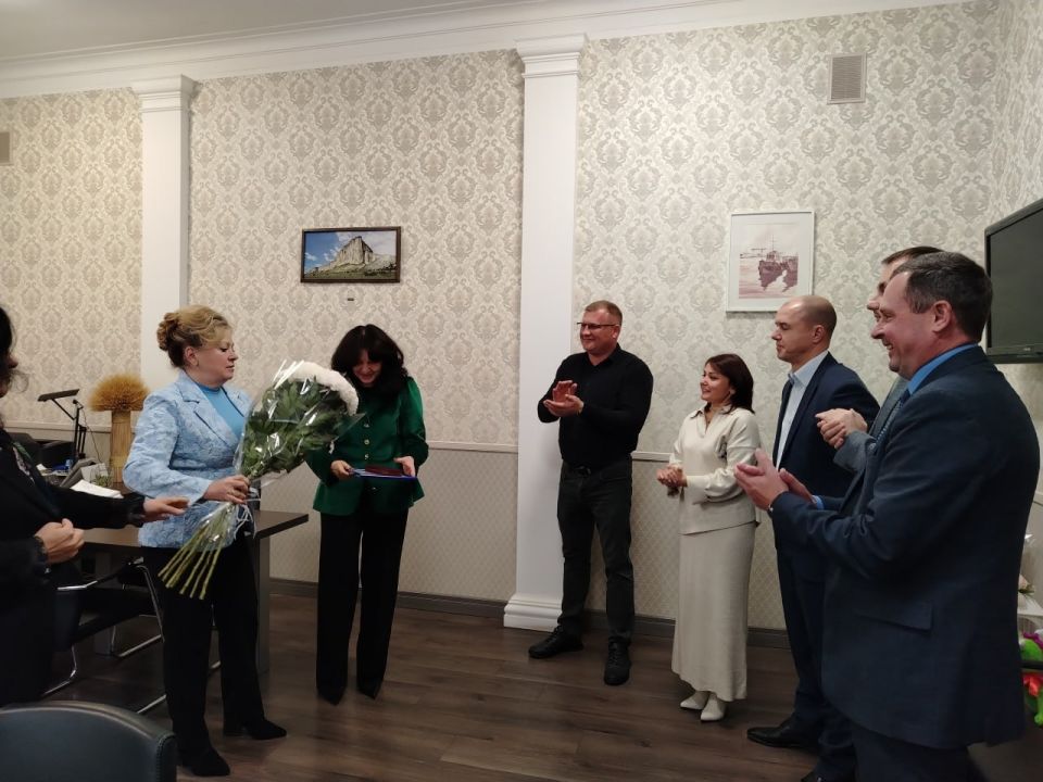 �������� �������: ������������� ����� ���������� ���� ������ ������� �� ����������� �������� �������� ����� ���������� ����, ��������� ������������� ������ ����� ���������� ���� � ���������� ������������� ����� ����������...