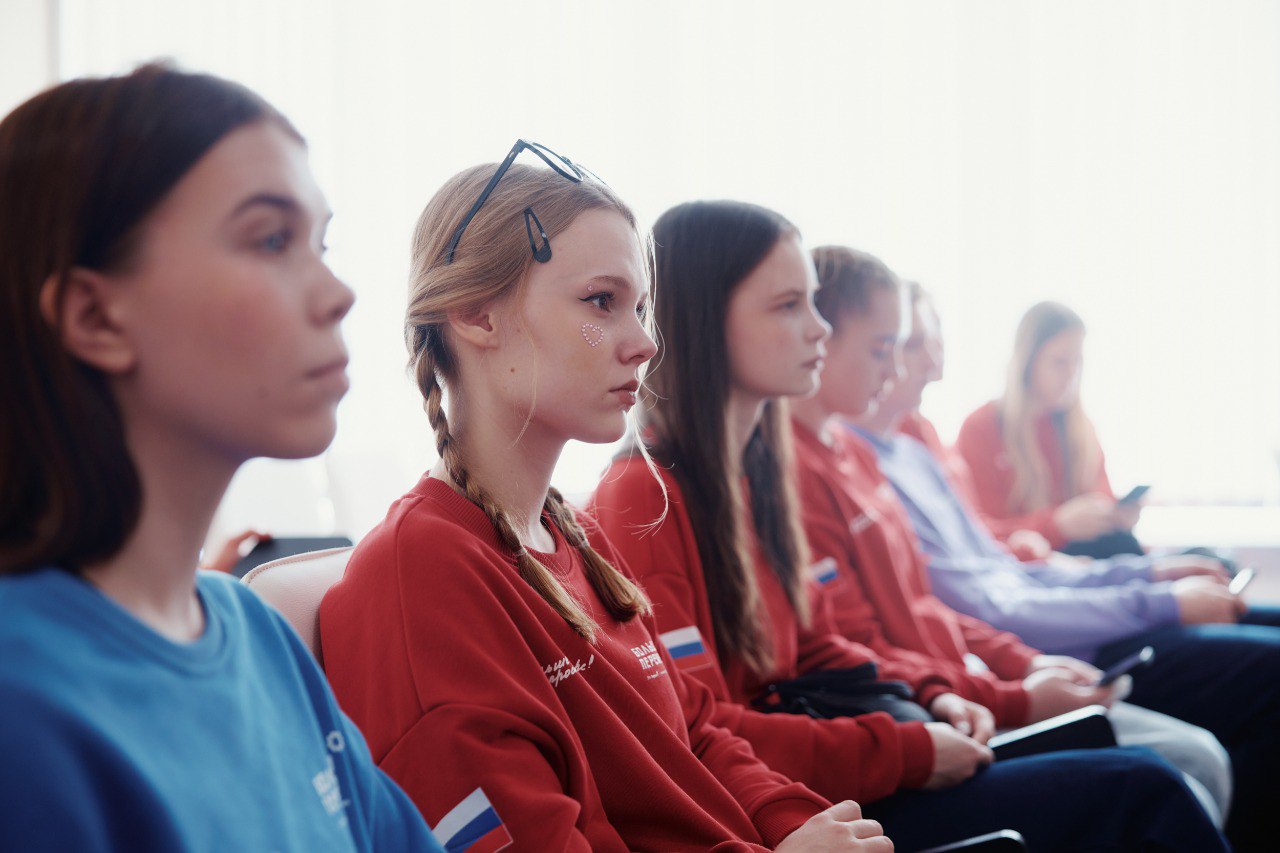 Сотрудники полиции провели на финале Всероссийского конкурса «Большая перемена» тематические встречи Сотрудники полиции провели на финале Всероссийского конкурса «Большая перемена» тематические встречи