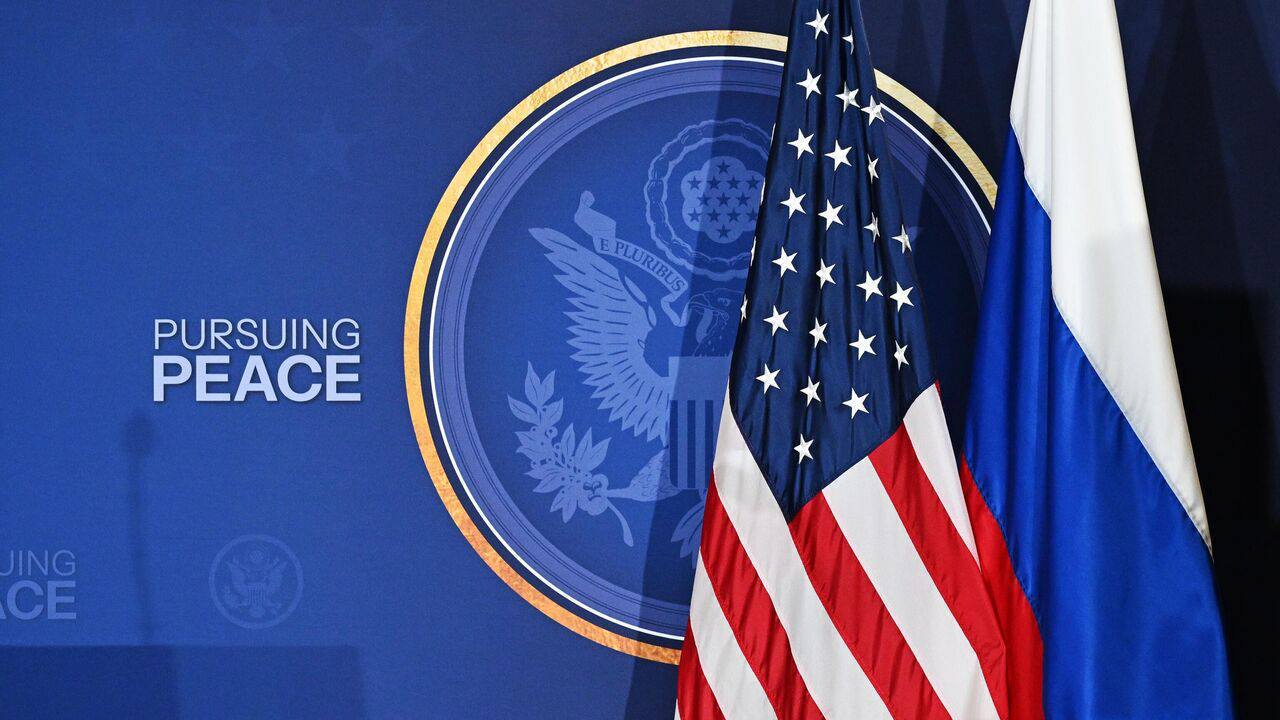 России и США нужно решить "один-два" вопроса для проведения саммита в Венгрии