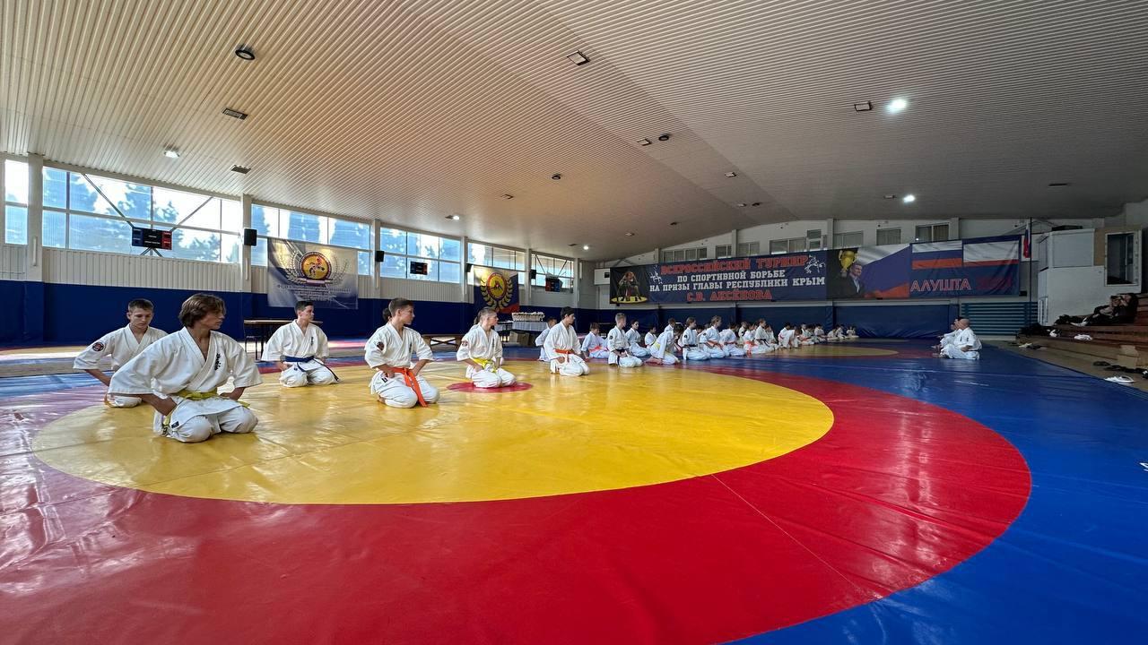 Владимир Сальдо: Каратисты Херсонщины завоевали медали на «Олимпиаде боевых искусств» в Алуште Владимир Сальдо: Каратисты Херсонщины завоевали медали на «Олимпиаде боевых искусств» в Алуште