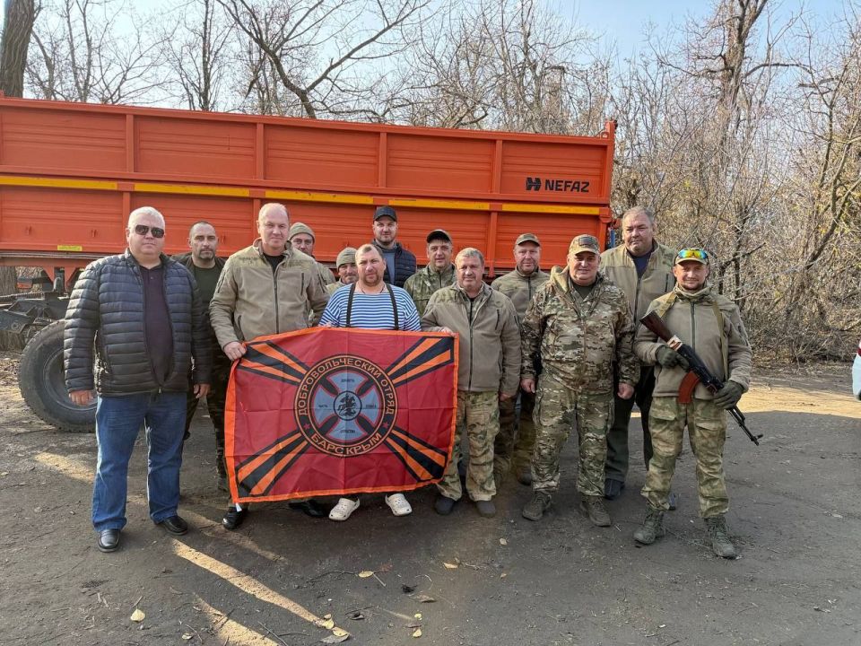 Владислав Хаджиев: Сегодня наши земляки, бойцы подразделения «Барс-Крым», находящиеся в зоне проведения Специальной военной операции, получили от нас важную поддержку Владислав Хаджиев: Сегодня наши земляки, бойцы подразделения «Барс-Крым», находящиеся в зоне проведения Специальной военной операции, получили от нас важную поддержку