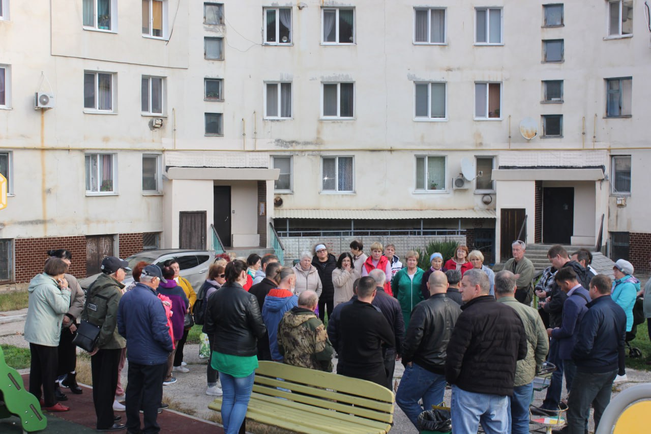 Владимир Ким: Провел встречу с жителями Краснокаменки Владимир Ким: Провел встречу с жителями Краснокаменки