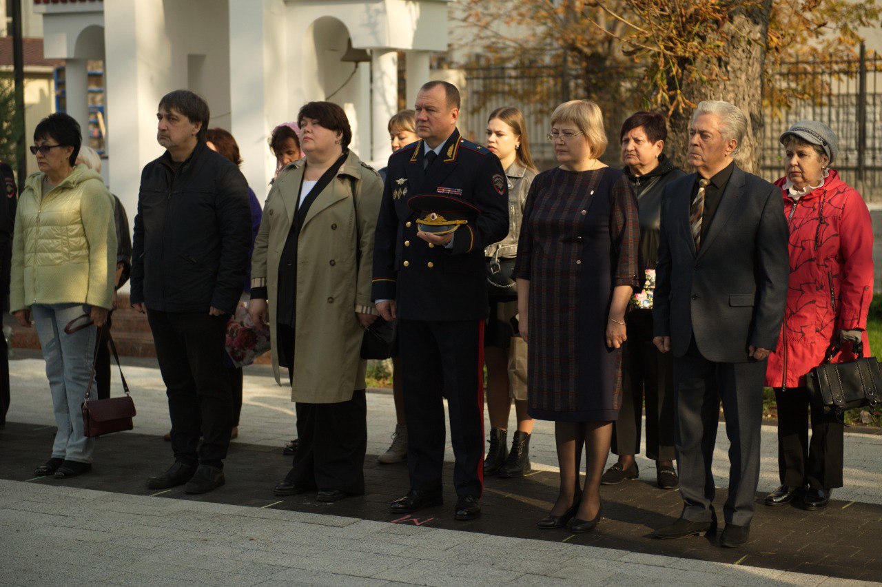 Память, высеченная в граните: в Крыму почтили память сотрудников органов внутренних дел, погибших при исполнении служебных обязанностей Память, высеченная в граните: в Крыму почтили память сотрудников органов внутренних дел, погибших при исполнении служебных обязанностей