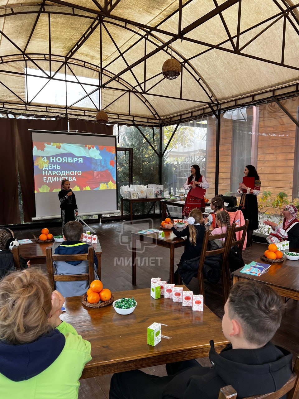 В Белогорском районе стартовал второй детский языковой лагерь «АзБукиВеди» В Белогорском районе стартовал второй детский языковой лагерь «АзБукиВеди»