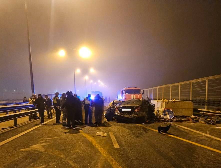 Смертельная авария произошла на Крымском мосту Смертельная авария произошла на Крымском мосту