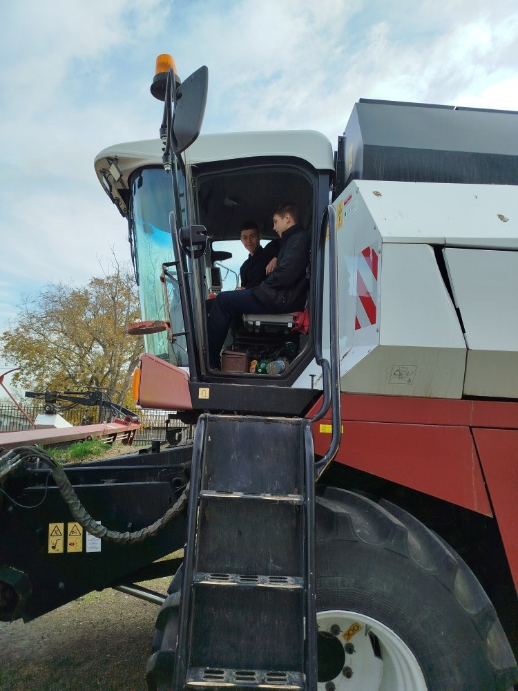 В Республике Крым продолжаются профориентационные мероприятия для учащихся в рамках проекта «Билет в будущее» В Республике Крым продолжаются профориентационные мероприятия для учащихся в рамках проекта «Билет в будущее»