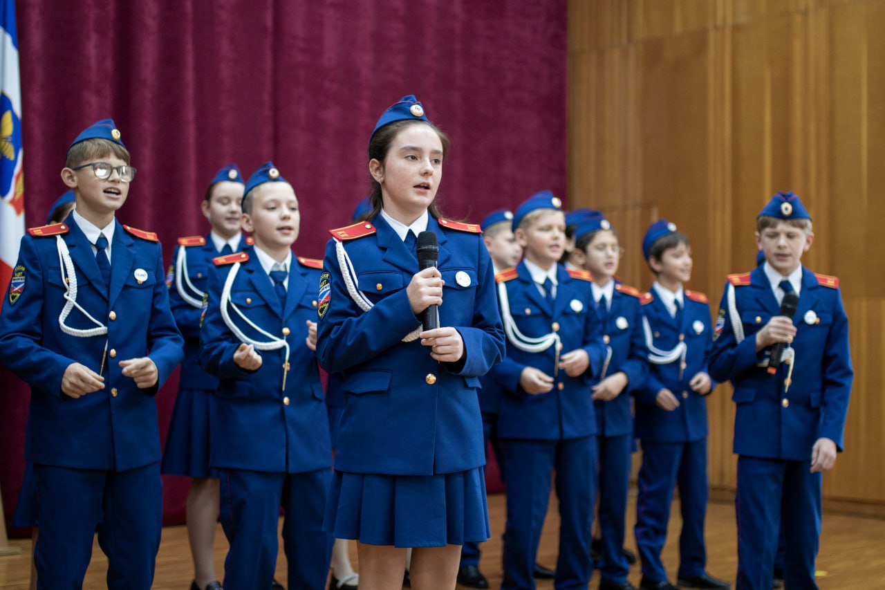 Михаил Афанасьев: Рад поздравить сотрудников органов внутренних дел и ветеранов службы с профессиональным праздником Михаил Афанасьев: Рад поздравить сотрудников органов внутренних дел и ветеранов службы с профессиональным праздником