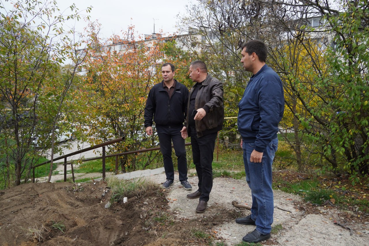 Керченский филиал ГУП РК «Крымавтодор» приступил к ремонту улиц Южной и Вити Коробкова Керченский филиал ГУП РК «Крымавтодор» приступил к ремонту улиц Южной и Вити Коробкова