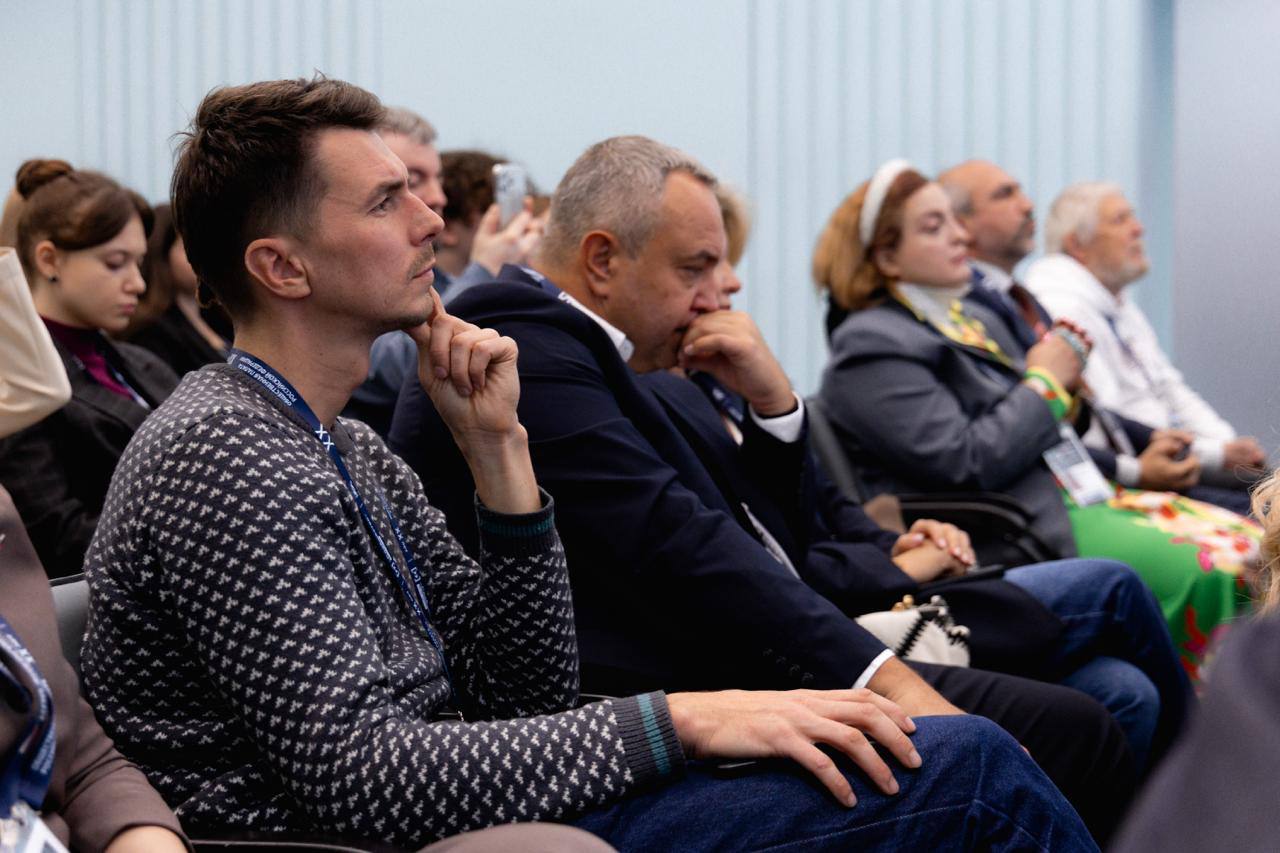 Лучшие практики и тренды регионального развития обсудили на форуме «Сообщество» Лучшие практики и тренды регионального развития обсудили на форуме «Сообщество»