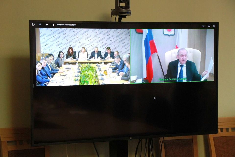 Анастасия Гридчина: Сегодня на совместном заседании комитетов Государственного Совета Республики Крым по межнациональным отношениям и по народной дипломатии и межрегиональным связям депутаты рассмотрели проект закона... Анастасия Гридчина: Сегодня на совместном заседании комитетов Государственного Совета Республики Крым по межнациональным отношениям и по народной дипломатии и межрегиональным связям депутаты рассмотрели проект закона...