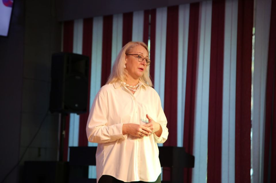 �� ������ �������� � ���������� ���������� ��������� �������-��������� ��������� �����: �� ����� � �����������