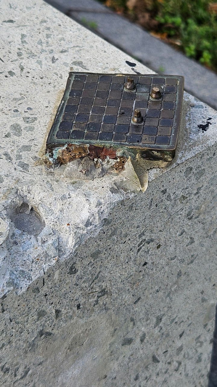 До шести "симферопольских пчелок" вскоре вернутся на свои места До шести "симферопольских пчелок" вскоре вернутся на свои места