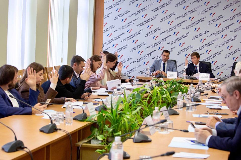 Комитет по информационной политике рекомендовал к первому чтению проект бюджета на 2026 год с учётом предложений по Госпрограмме «Информационное общество» Комитет по информационной политике рекомендовал к первому чтению проект бюджета на 2026 год с учётом предложений по Госпрограмме «Информационное общество»