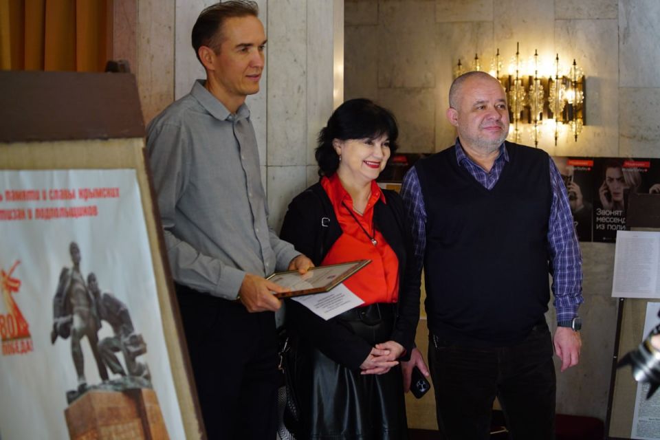 Вчера в стенах Крымского музыкального прошло торжественное мероприятие, посвящённое 85-летию Крымского регионального отделения Союза театральных деятелей Российской Федерации — в рамках общероссийского празднования 150-летия... Вчера в стенах Крымского музыкального прошло торжественное мероприятие, посвящённое 85-летию Крымского регионального отделения Союза театральных деятелей Российской Федерации — в рамках общероссийского празднования 150-летия...