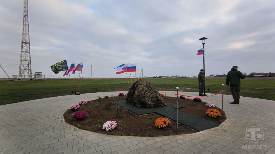 В селе Витино Сакского района открыли Парк славы и памяти участников СВО «ZOV» В селе Витино Сакского района открыли Парк славы и памяти участников СВО «ZOV»