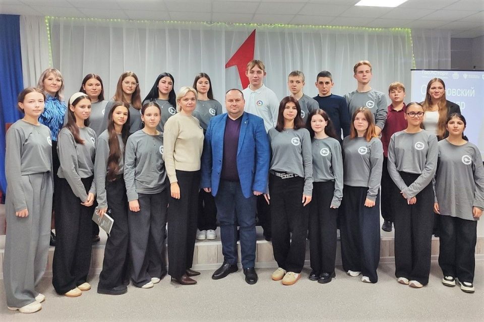 Александр Соколовский: В рамках Всероссийской программы «ГосСтарт» провёл встречу с молодёжью, а также лидерами ученического самоуправления Первомайского района Александр Соколовский: В рамках Всероссийской программы «ГосСтарт» провёл встречу с молодёжью, а также лидерами ученического самоуправления Первомайского района