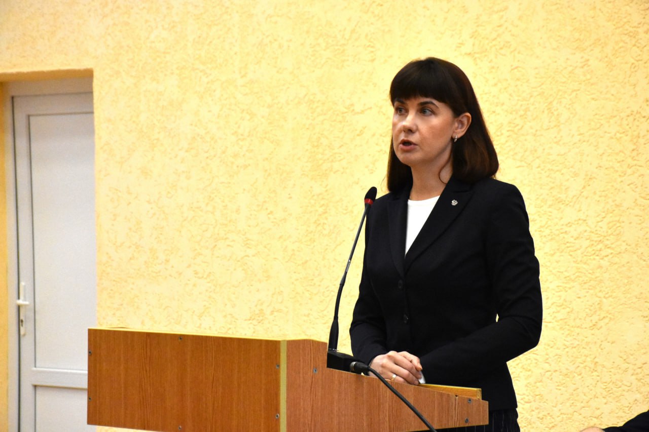 Екатерина Юровских рассказала студентам института об основных итогах и перспективах деятельности Минимущества Крыма Екатерина Юровских рассказала студентам института об основных итогах и перспективах деятельности Минимущества Крыма