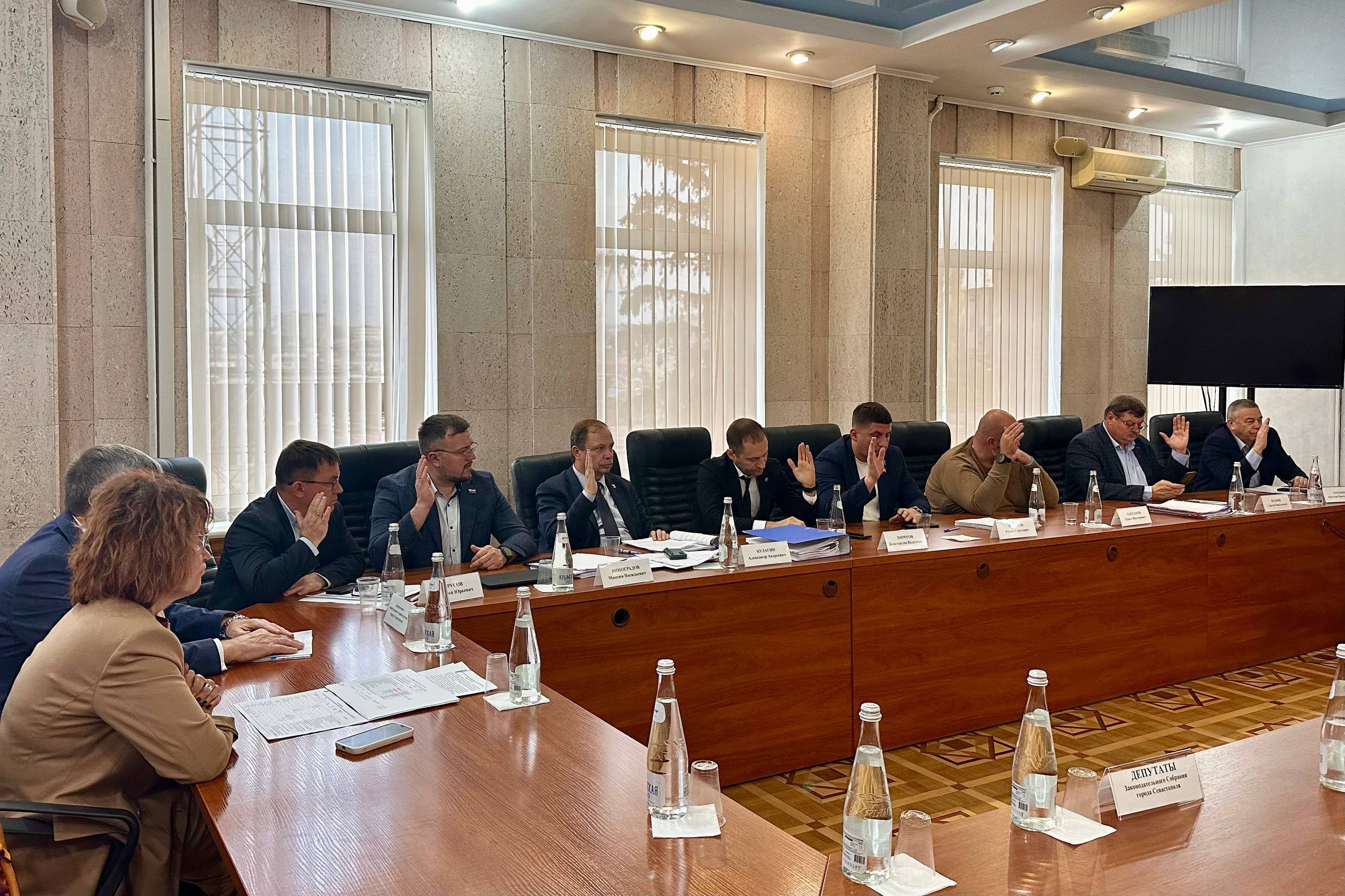 Владимир Немцев: Накануне в Законодательном Собрании Севастополя прошло расширенное заседание постоянной комиссии по бюджету Владимир Немцев: Накануне в Законодательном Собрании Севастополя прошло расширенное заседание постоянной комиссии по бюджету