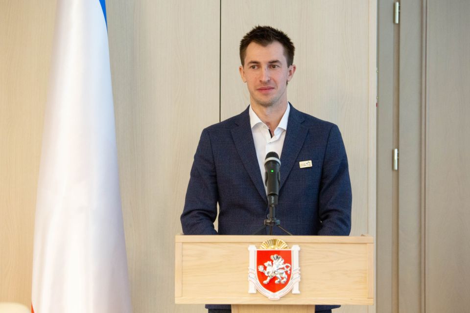 Владимир Константинов: На заседании Президиума Государственного Совета РК выступили ветераны СВО — участники региональной кадровой программы «Герои Крыма» Илья Казаков и Антон Чистяков Владимир Константинов: На заседании Президиума Государственного Совета РК выступили ветераны СВО — участники региональной кадровой программы «Герои Крыма» Илья Казаков и Антон Чистяков