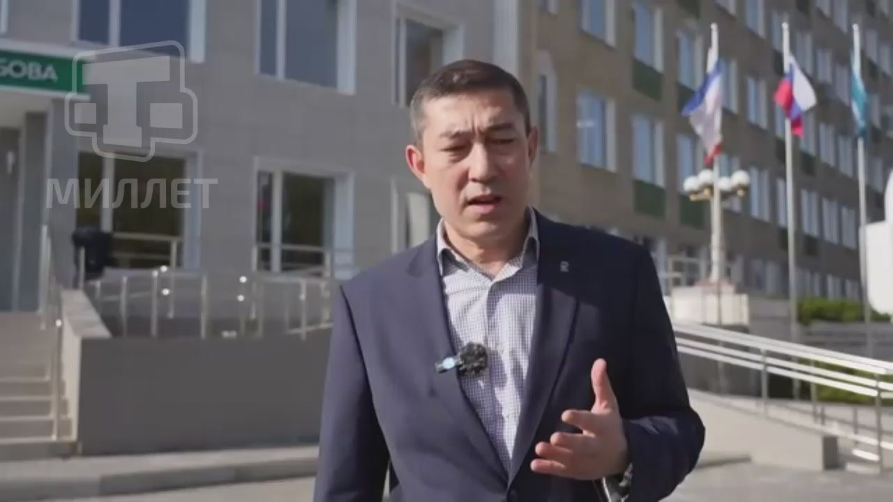 «Важно сохранение самобытности наших народов, в том числе языковой самобытности на основе культурно-исторических ценностей, культурного многообразия наших народов. Всё это — ключевая часть, которая ложится в основу...