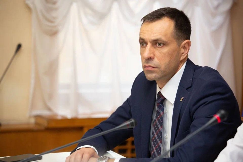 Комитет по государственному строительству и местному самоуправлению согласовал проект бюджета на ближайшие три года Комитет по государственному строительству и местному самоуправлению согласовал проект бюджета на ближайшие три года