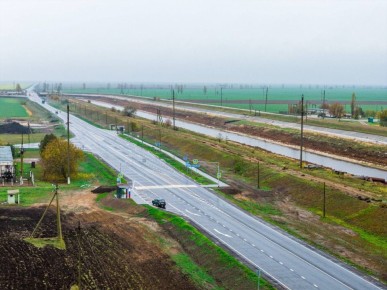 Отремонтирован 35-километровый участок трассы от Новой Каховки до Геническа в Херсонской области