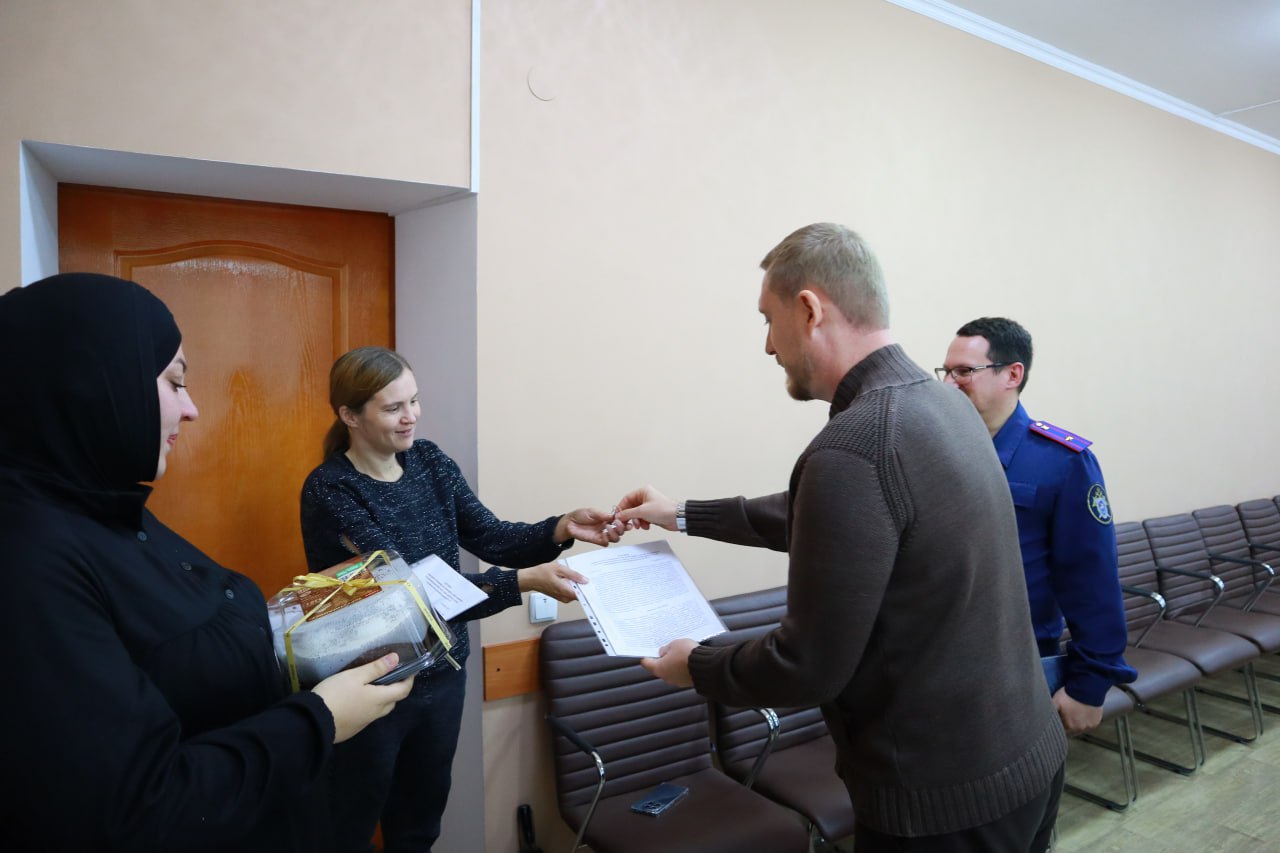 Дмитрий Чумаков: Выполнение государственной задачи по обеспечению жильём детей-сирот остаётся одним из приоритетных направлений нашей работы Дмитрий Чумаков: Выполнение государственной задачи по обеспечению жильём детей-сирот остаётся одним из приоритетных направлений нашей работы