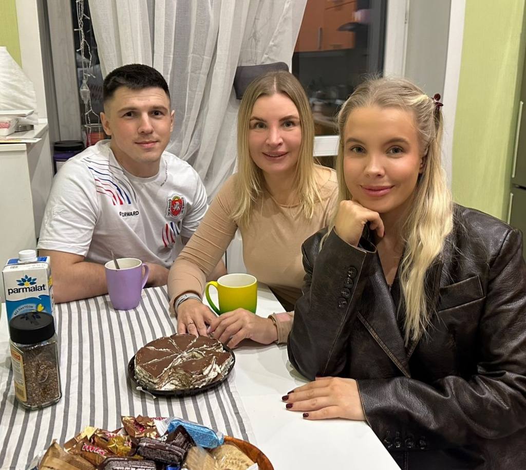 Ольга Торубарова: Приехала в рабочую командировку в столицу нашей Родины горд-Герой Москва