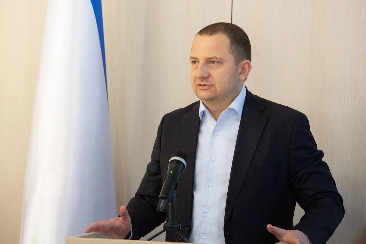 Альберт Куршутов: В ходе заседания Президиума Государственного Совета Республики Крым третьего созыва под председательством Владимира Андреевича Константинова представил доклад о ходе реализации региональной кадровой...