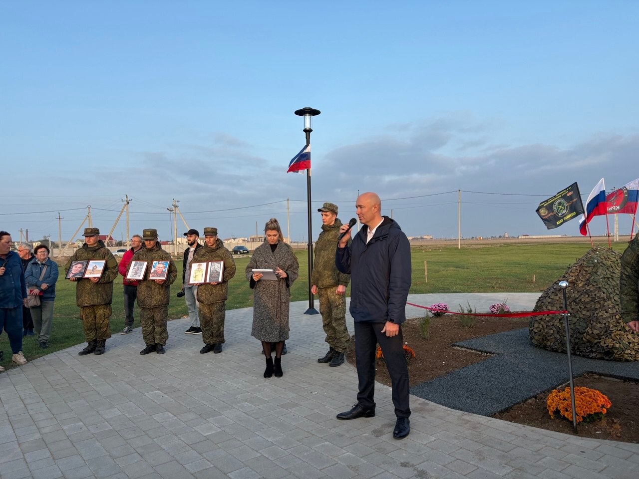 В Сакском районе торжественно открыли парк славы и памяти участников СВО «ZOV» В Сакском районе торжественно открыли парк славы и памяти участников СВО «ZOV»