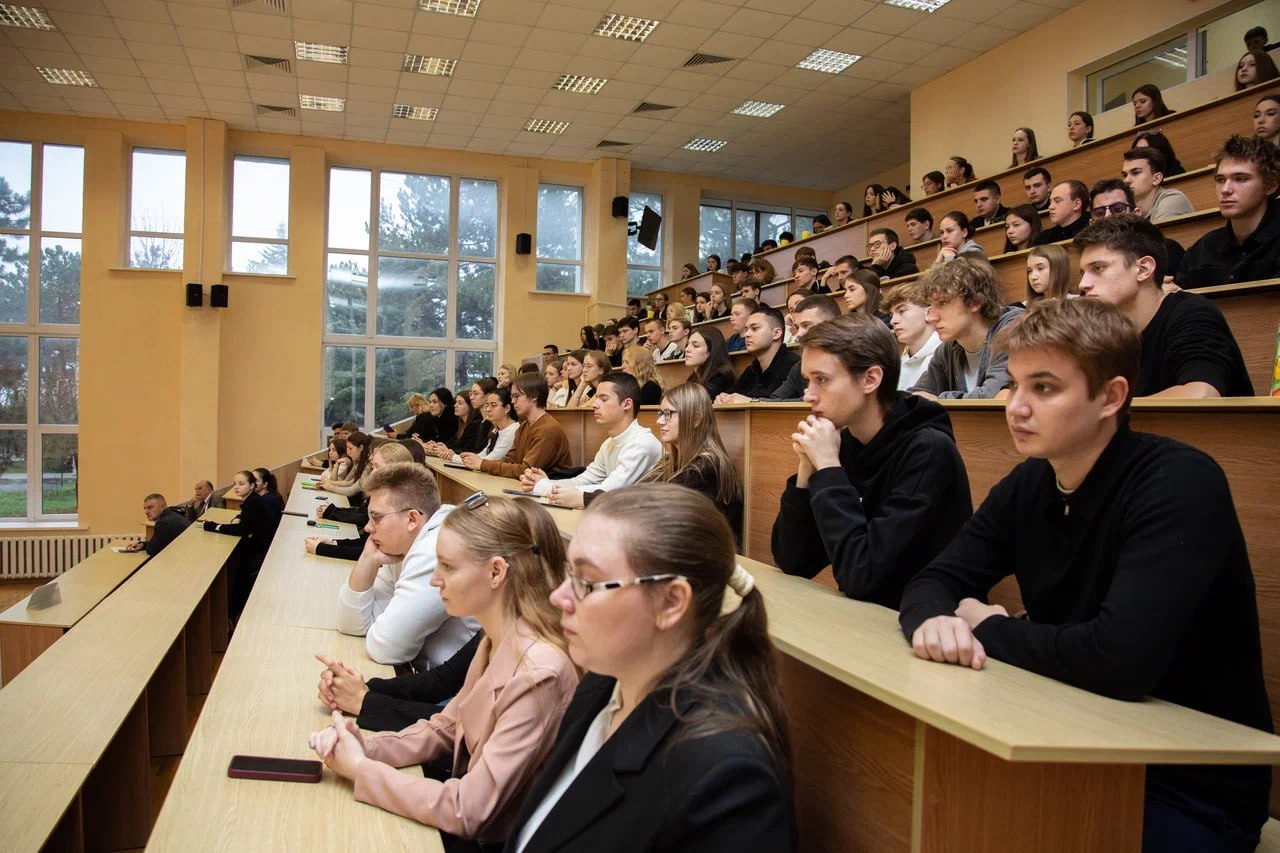 Заместитель министра сельского хозяйства Республики Крым Николай Тютюник принял участие во II Международной научно-практической конференции «Перспективные направления развития государственного и муниципального управления» Заместитель министра сельского хозяйства Республики Крым Николай Тютюник принял участие во II Международной научно-практической конференции «Перспективные направления развития государственного и муниципального управления»