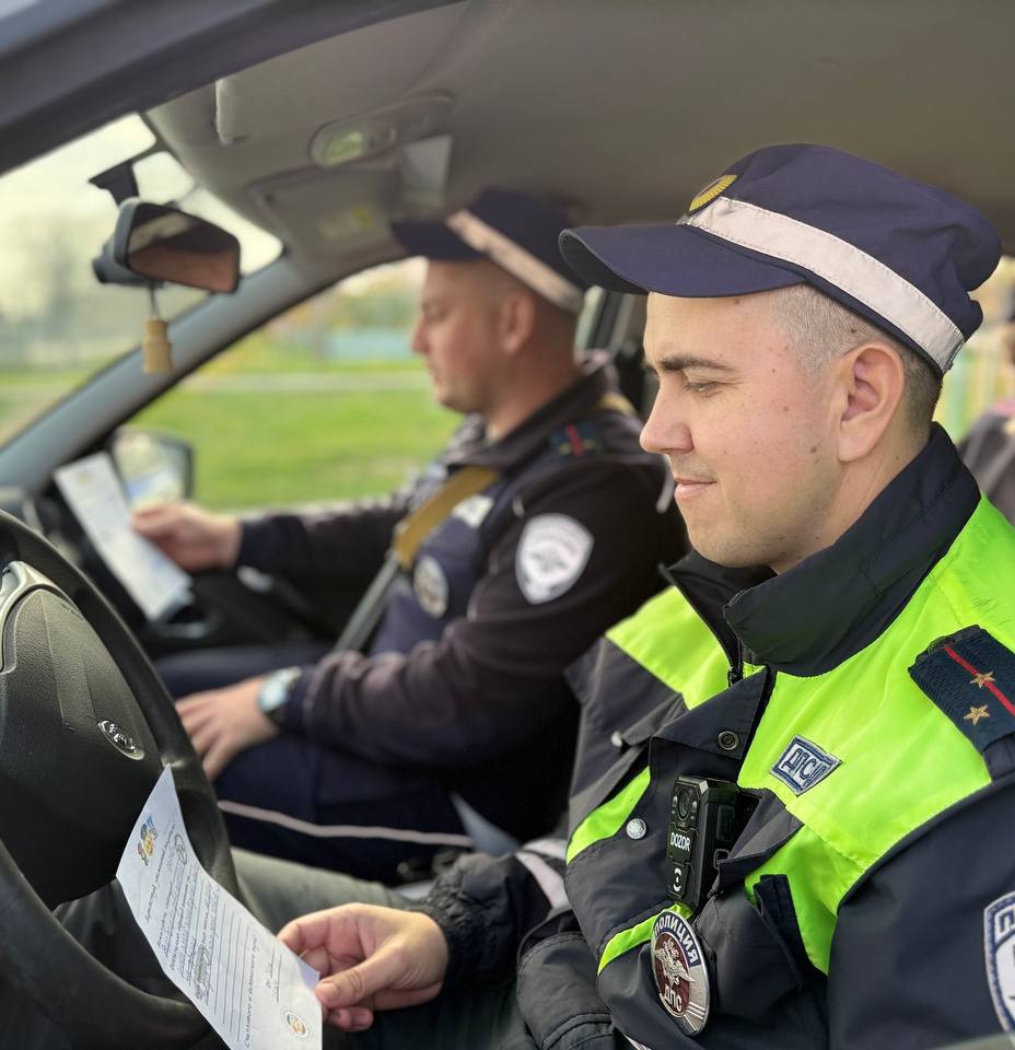 В преддверии Дня памяти жертв ДТП в Советском района школьники провели акцию «Письмо водителю» В преддверии Дня памяти жертв ДТП в Советском района школьники провели акцию «Письмо водителю»