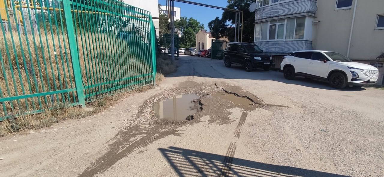 Кирилл Чебышев: Продолжая тему благоустройства территории городской больницы